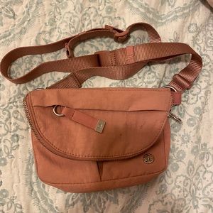 Lululemon bag in pink
